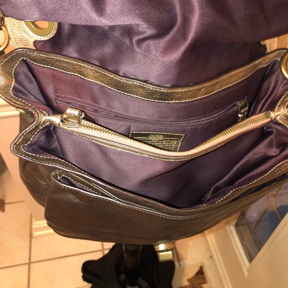 COACH Handbag - Picture 4 of 7